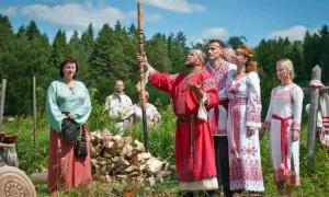 Вечірні молитви церковнослов'янською мовою
